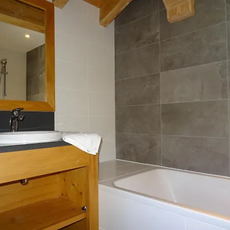 Pomme De Pin - Direct Sur La Piste - Wifi Gratuit - Sauna - Parking Couvert - Proche Telecabine - Fr-1-344-759 Saint-Martin-de-Belleville